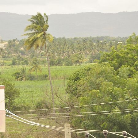 Rathna Home Stay Hampi Bagian luar foto