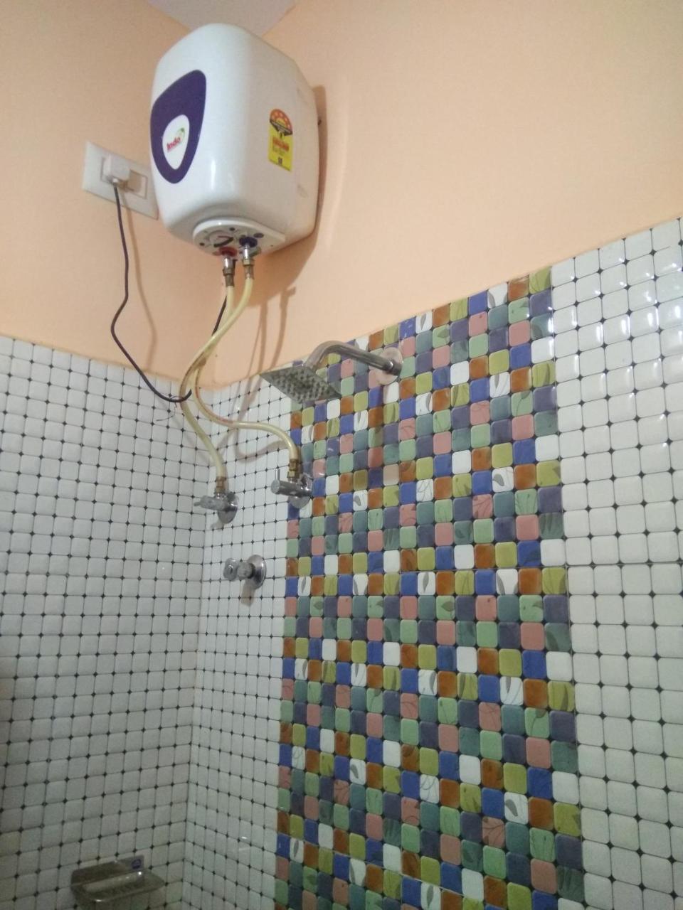 Rathna Home Stay Hampi Bagian luar foto